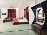 Hotel Prashant Palace в Агра Индия  ✅. Забронировать номер онлайн по выгодной цене в Hotel Prashant Palace. Трансфер из аэропорта.