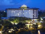 Chatrium Hotel Royal Lake Yangon в Янгон Мьянма ✅. Забронировать номер онлайн по выгодной цене в Chatrium Hotel Royal Lake Yangon. Трансфер из аэропорта.
