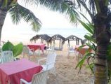 Royal Beach Hotel & Restaurant в Хиккадува Шри Ланка ✅. Забронировать номер онлайн по выгодной цене в Royal Beach Hotel & Restaurant. Трансфер из аэропорта.