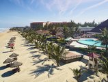 Centara Sandy Beach Resort в Дананг Вьетнам ✅. Забронировать номер онлайн по выгодной цене в Centara Sandy Beach Resort. Трансфер из аэропорта.