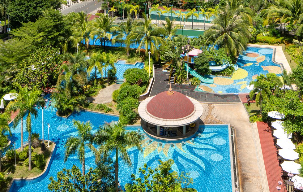 Sanya Jinjiang Baohong Hotel в Хайнань Китай ✅. Забронировать номер онлайн по выгодной цене в Sanya Jinjiang Baohong Hotel. Трансфер из аэропорта.