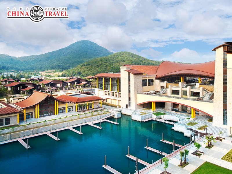 The St. Regis Sanya Yalong Bay Resort в Хайнань Китай ✅. Забронировать номер онлайн по выгодной цене в The St. Regis Sanya Yalong Bay Resort. Трансфер из аэропорта.