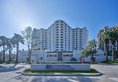 DoubleTree by Hilton Sanya Bay в Хайнань Китай. Забронировать номер онлайн по выгодной цене в DoubleTree by Hilton Sanya Bay. Трансфер из аэропорта.