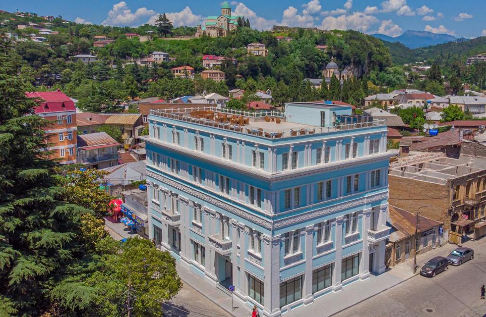 Newport Hotel Kutaisi в Куала-Тренгану Грузия ✅. Забронировать номер онлайн по выгодной цене в Newport Hotel Kutaisi. Трансфер из аэропорта.