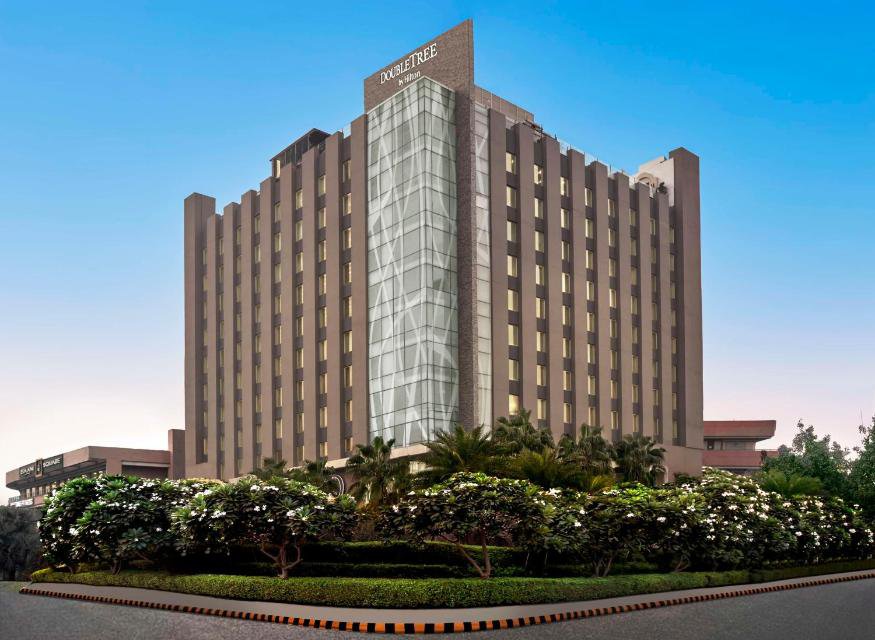 Double Tree by Hilton Baani Square в Дели Индия  ✅. Забронировать номер онлайн по выгодной цене в Double Tree by Hilton Baani Square. Трансфер из аэропорта.