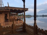 May Queen Houseboat в Шринагар Индия  ✅. Забронировать номер онлайн по выгодной цене в May Queen Houseboat. Трансфер из аэропорта.