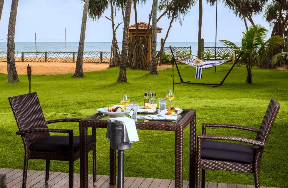 Royal Palms Beach Hotel в Калутара Шри-Ланка ✅. Забронировать номер онлайн по выгодной цене в Royal Palms Beach Hotel. Трансфер из аэропорта.