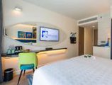 Hotel Clover Patong Phuket в Пхукет Таиланд ✅. Забронировать номер онлайн по выгодной цене в Hotel Clover Patong Phuket. Трансфер из аэропорта.