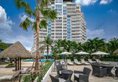 Andaman Beach Suites Hotel в Пхукет Таиланд ✅. Забронировать номер онлайн по выгодной цене в Andaman Beach Suites Hotel. Трансфер из аэропорта.