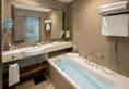Beach Rotana Residences в Абу-Даби ОАЭ ✅. Забронировать номер онлайн по выгодной цене в Beach Rotana Residences. Трансфер из аэропорта.