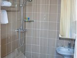 Traveler Inn Hua Qiao в Пекин Китай ✅. Забронировать номер онлайн по выгодной цене в Traveler Inn Hua Qiao. Трансфер из аэропорта.