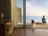 Centara Ras Fushi Resort & Spa в Атолл Северный Мале Мальдивы ✅. Забронировать номер онлайн по выгодной цене в Centara Ras Fushi Resort & Spa. Трансфер из аэропорта.