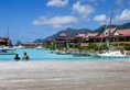 Eden Island Luxury Accommodation в Маэ Сейшелы ✅. Забронировать номер онлайн по выгодной цене в Eden Island Luxury Accommodation. Трансфер из аэропорта.