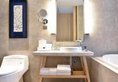 Four Points by Sheraton Phuket Patong Beach Resort в Пхукет Таиланд ✅. Забронировать номер онлайн по выгодной цене в Four Points by Sheraton Phuket Patong Beach Resort. Трансфер из аэропорта.
