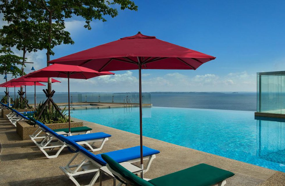 Four Points by Sheraton Sandakan в Борнео Малайзия ✅. Забронировать номер онлайн по выгодной цене в Four Points by Sheraton Sandakan. Трансфер из аэропорта.