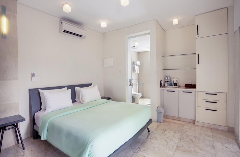 FuramaXclusive Ocean Beach Seminyak Bali в Легиан Индонезия ✅. Забронировать номер онлайн по выгодной цене в FuramaXclusive Ocean Beach Seminyak Bali. Трансфер из аэропорта.