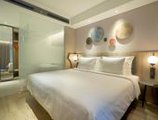 Harris Suites Puri Mansion 4* в Джакарта Индонезия ✅. Забронировать номер онлайн по выгодной цене в Harris Suites Puri Mansion 4*. Трансфер из аэропорта.