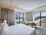 Hilton Abu Dhabi Yas Island в Абу-Даби ОАЭ ✅. Забронировать номер онлайн по выгодной цене в Hilton Abu Dhabi Yas Island. Трансфер из аэропорта.