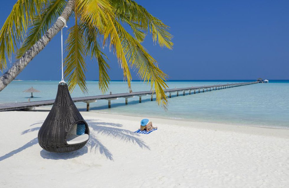 Holiday Island Resort & Spa в Атол Алиф Дхаал Мальдивы ✅. Забронировать номер онлайн по выгодной цене в Holiday Island Resort & Spa. Трансфер из аэропорта.