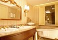 Rocks Hotel в Макао (полуостров) Макао ✅. Забронировать номер онлайн по выгодной цене в Rocks Hotel. Трансфер из аэропорта.