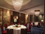 Island Shangri-La Hong Kong в Гонконг Гонконг ✅. Забронировать номер онлайн по выгодной цене в Island Shangri-La Hong Kong. Трансфер из аэропорта.