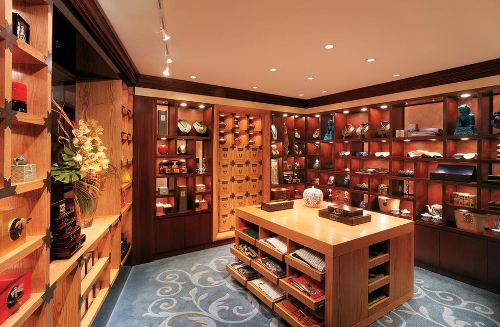 Island Shangri-La Hong Kong в Гонконг Гонконг ✅. Забронировать номер онлайн по выгодной цене в Island Shangri-La Hong Kong. Трансфер из аэропорта.