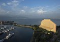 Hong Kong Gold Coast Hotel в Гонконг Гонконг ✅. Забронировать номер онлайн по выгодной цене в Hong Kong Gold Coast Hotel. Трансфер из аэропорта.
