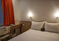 Ibis North Point в Гонконг Гонконг ✅. Забронировать номер онлайн по выгодной цене в Ibis North Point. Трансфер из аэропорта.