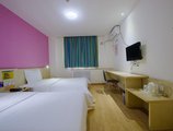 7Days Inn Luoyang Longmen Avenue Normal College в Лоян Китай ✅. Забронировать номер онлайн по выгодной цене в 7Days Inn Luoyang Longmen Avenue Normal College. Трансфер из аэропорта.