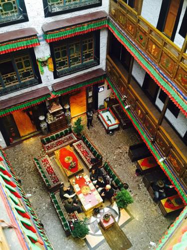 Tashi Choeta Boutique Hotel в Тибет Китай ✅. Забронировать номер онлайн по выгодной цене в Tashi Choeta Boutique Hotel. Трансфер из аэропорта.