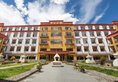 Xuelong Zhuangyuan Hotel в Тибет Китай ✅. Забронировать номер онлайн по выгодной цене в Xuelong Zhuangyuan Hotel. Трансфер из аэропорта.