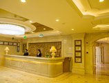 Vienna Hotel Lhasa Potala Palace в Тибет Китай ✅. Забронировать номер онлайн по выгодной цене в Vienna Hotel Lhasa Potala Palace. Трансфер из аэропорта.