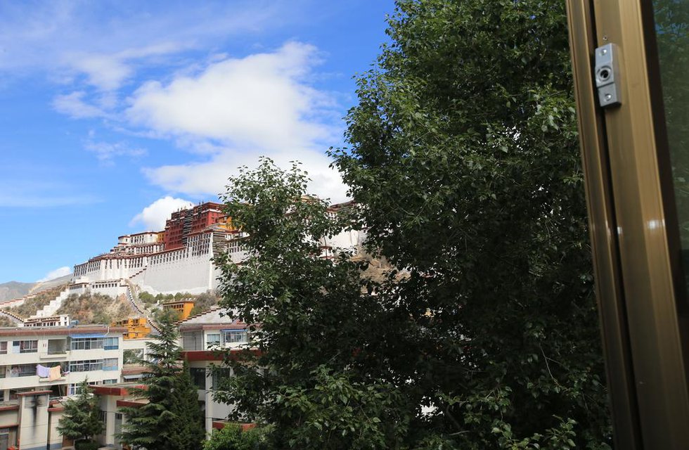 Tibet Shengjie Holiday Hotel в Тибет Китай ✅. Забронировать номер онлайн по выгодной цене в Tibet Shengjie Holiday Hotel. Трансфер из аэропорта.