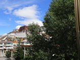 Tibet Shengjie Holiday Hotel в Тибет Китай ✅. Забронировать номер онлайн по выгодной цене в Tibet Shengjie Holiday Hotel. Трансфер из аэропорта.