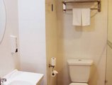 Hanting Express Lhasa Dazhao Temple Square в Тибет Китай ✅. Забронировать номер онлайн по выгодной цене в Hanting Express Lhasa Dazhao Temple Square. Трансфер из аэропорта.