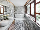 Elephant Trunk Hill Hotel в Гуйлинь Китай ✅. Забронировать номер онлайн по выгодной цене в Elephant Trunk Hill Hotel. Трансфер из аэропорта.