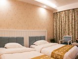 Guilin JingYi Holiday Hotel в Гуйлинь Китай ✅. Забронировать номер онлайн по выгодной цене в Guilin JingYi Holiday Hotel. Трансфер из аэропорта.