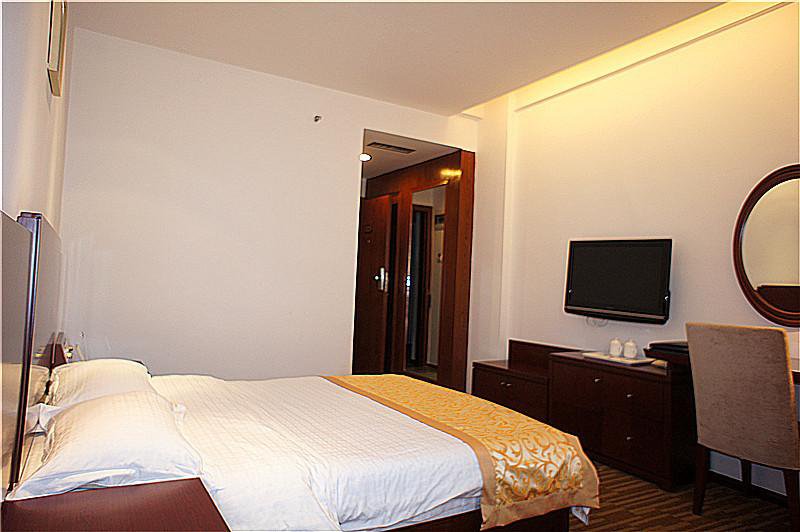 Guilin Tian Hu Hotel в Гуйлинь Китай ✅. Забронировать номер онлайн по выгодной цене в Guilin Tian Hu Hotel. Трансфер из аэропорта.