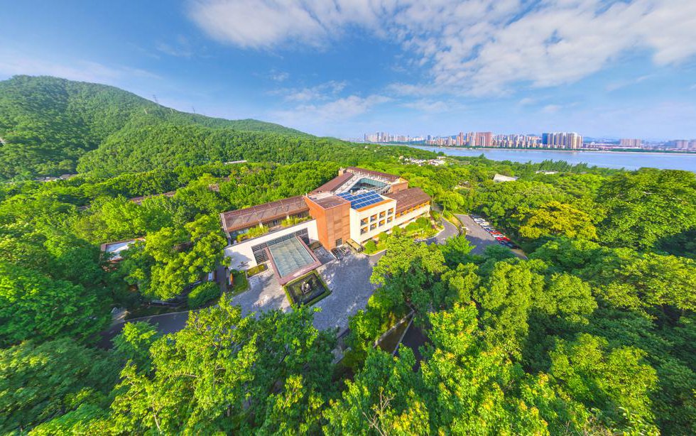 Millennium Resort Hangzhou в Ханчжоу Китай ✅. Забронировать номер онлайн по выгодной цене в Millennium Resort Hangzhou. Трансфер из аэропорта.