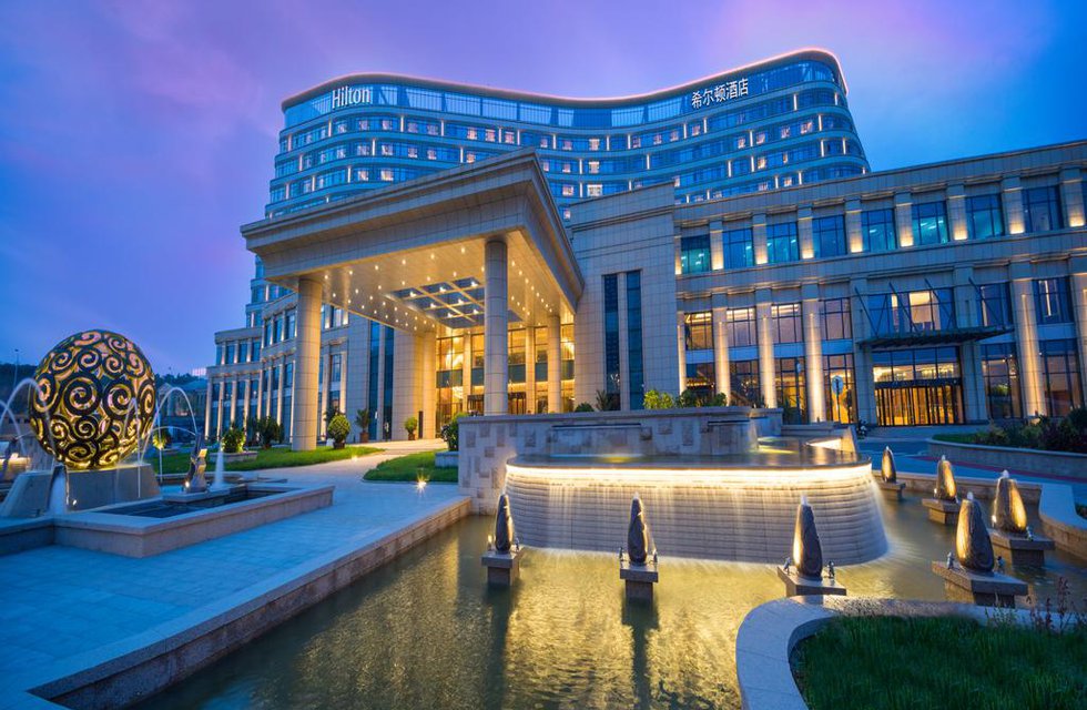 Hilton Urumqi в Урумчи Китай ✅. Забронировать номер онлайн по выгодной цене в Hilton Urumqi. Трансфер из аэропорта.