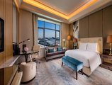 Hilton Urumqi в Урумчи Китай ✅. Забронировать номер онлайн по выгодной цене в Hilton Urumqi. Трансфер из аэропорта.