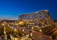 Hilton Urumqi в Урумчи Китай ✅. Забронировать номер онлайн по выгодной цене в Hilton Urumqi. Трансфер из аэропорта.