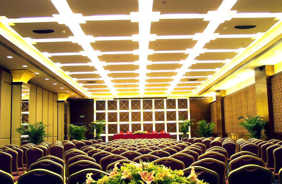 Luxemon Xinjiang Yindu Hotel в Урумчи Китай ✅. Забронировать номер онлайн по выгодной цене в Luxemon Xinjiang Yindu Hotel. Трансфер из аэропорта.