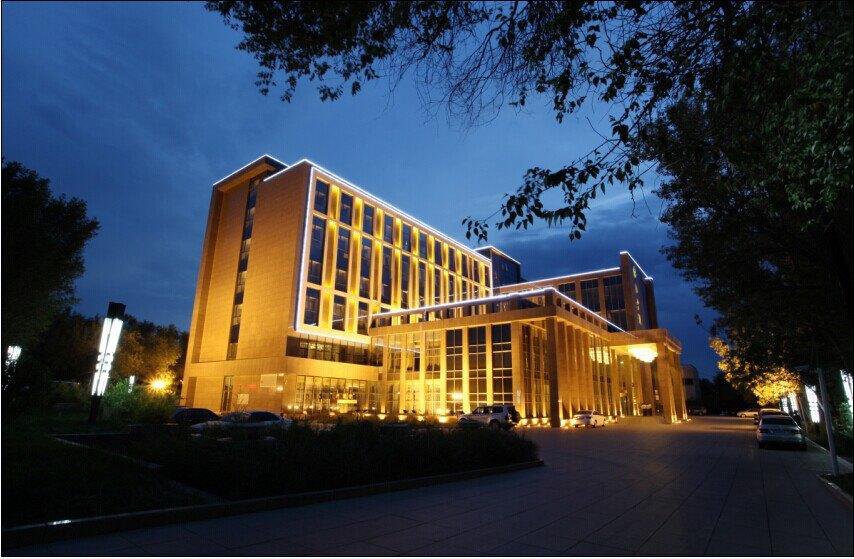 Xinjiang Aviation Hotel в Урумчи Китай ✅. Забронировать номер онлайн по выгодной цене в Xinjiang Aviation Hotel. Трансфер из аэропорта.