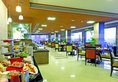 Radisson Hotel Kathmandu в Катманду Непал ✅. Забронировать номер онлайн по выгодной цене в Radisson Hotel Kathmandu. Трансфер из аэропорта.