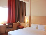 IBIS Railway Station Hotel в Сямынь Китай ✅. Забронировать номер онлайн по выгодной цене в IBIS Railway Station Hotel. Трансфер из аэропорта.