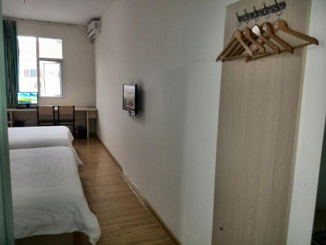 7Days Inn Xiamen Jimei University Shigu Road в Сямынь Китай ✅. Забронировать номер онлайн по выгодной цене в 7Days Inn Xiamen Jimei University Shigu Road. Трансфер из аэропорта.