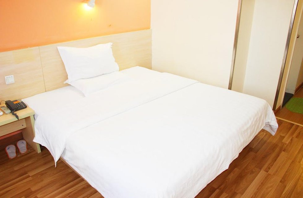 7Days Inn Xiamen Taiwan Street в Сямынь Китай ✅. Забронировать номер онлайн по выгодной цене в 7Days Inn Xiamen Taiwan Street. Трансфер из аэропорта.