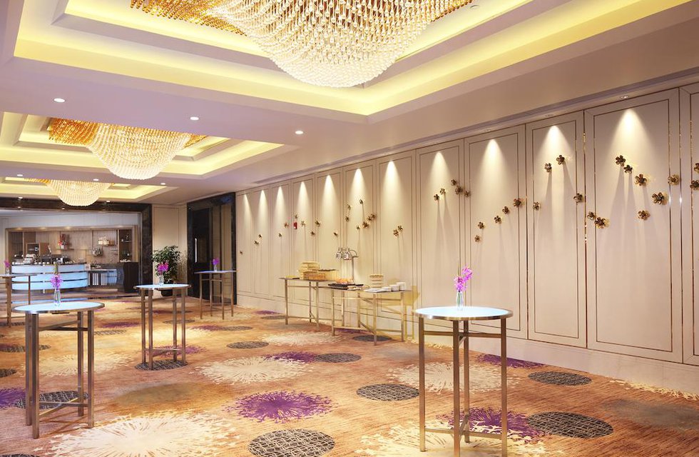 Doubletree by Hilton Guangzhou в Гуанчжоу Китай ✅. Забронировать номер онлайн по выгодной цене в Doubletree by Hilton Guangzhou. Трансфер из аэропорта.