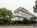 Guangdong Yingbin Hotel в Гуанчжоу Китай ✅. Забронировать номер онлайн по выгодной цене в Guangdong Yingbin Hotel. Трансфер из аэропорта.